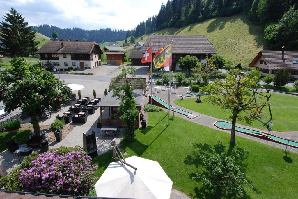 Hotel Hirschen Eggiwil Exterior foto